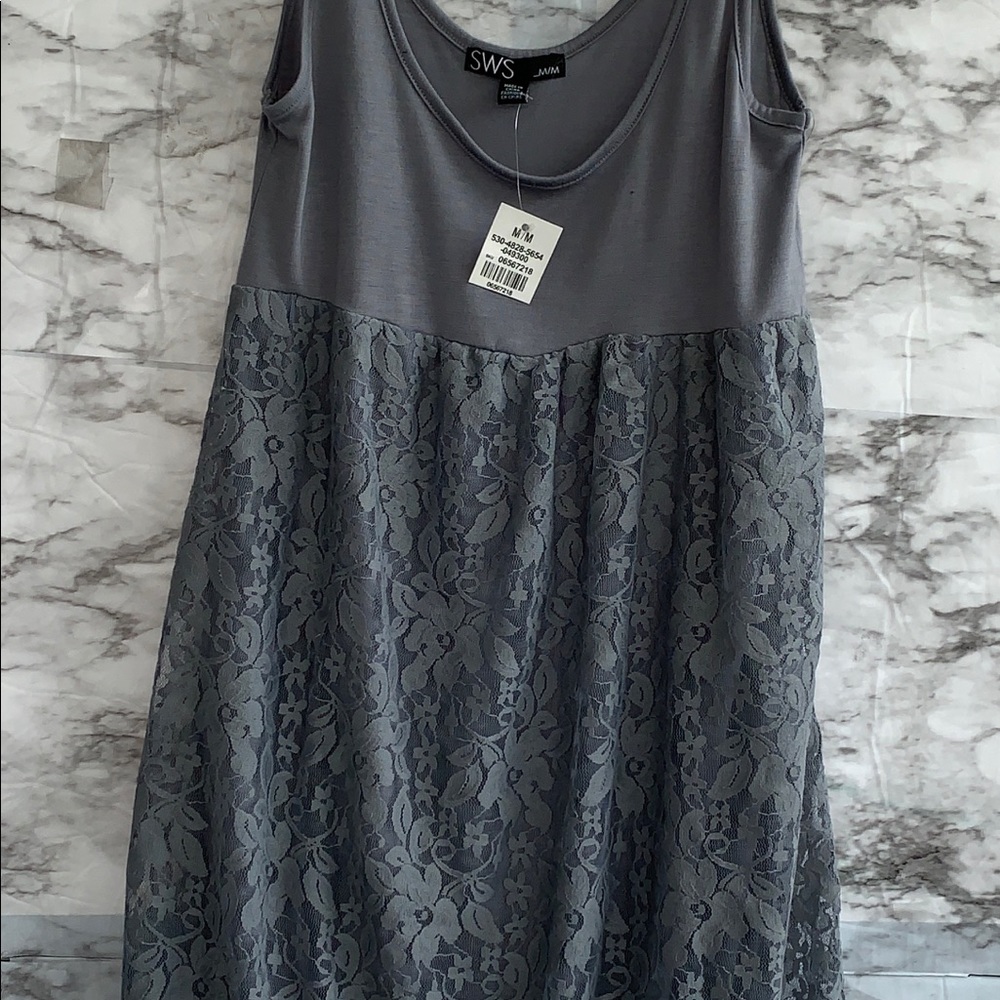 SWS women’s dress. Size med. Above the knee